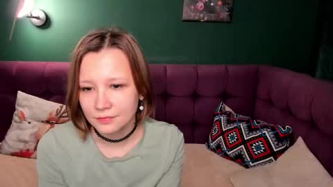 Emma 3 online show from February 18, 8:03 am