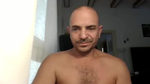 Ariel online show from November 7, 5:32 am