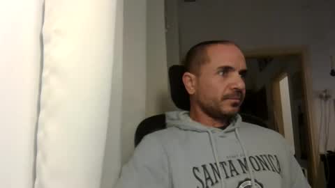 Ariel online show from January 9, 4:39 pm