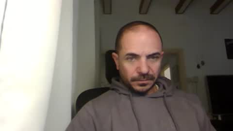 Ariel online show from February 7, 5:10 am