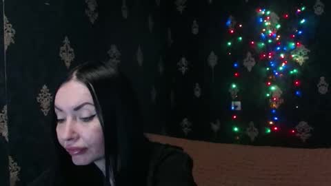 EmmaGoldX online show from May 17, 11:47 pm