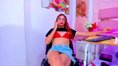 Emma Hilton online show from June 23, 11:11 pm