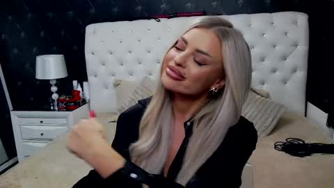 Emma Mavis online show from February 9, 6:50 am