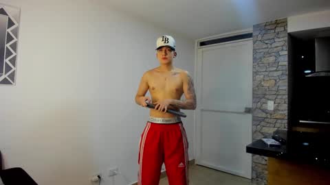 Emmanuel online show from December 4, 11:52 pm