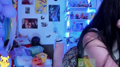 Emma online show from October 24, 6:52 pm