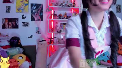 Emma online show from October 10, 6:25 pm