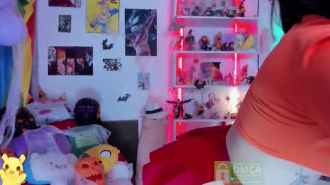 Emma online show from October 25, 7:03 pm