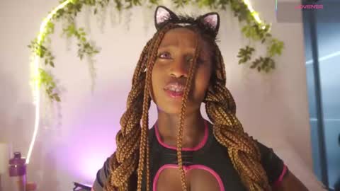 Sara online show from December 18, 11:38 am