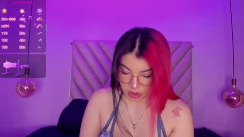 Emma online show from November 17, 3:09 am