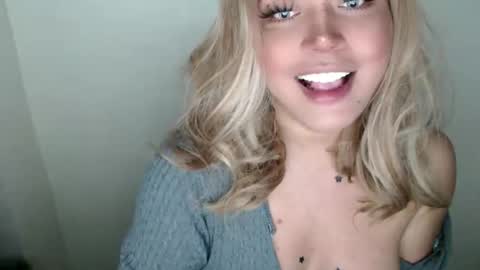 YourDreamGirl Emma  online show from September 21, 5:55 am