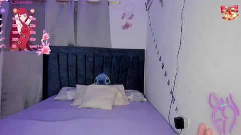 Emmie online show from December 15, 11:56 pm