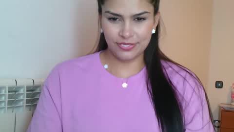 Snapshot of emmie_xxx chatting on September 11, 2:51 pm emmie online show from September 11, 2:51 pm