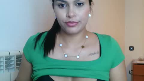 Snapshot of emmie_xxx chatting on September 12, 4:31 pm emmie online show from September 12, 4:31 pm