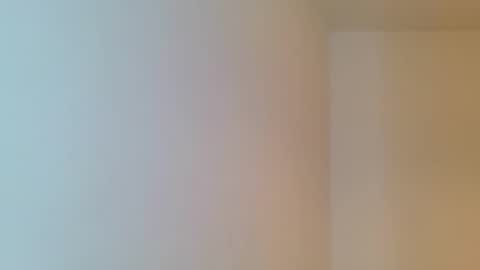 Snapshot of emmie_xxx chatting on February 6, 12:48 pm emmie online show from February 6, 12:48 pm