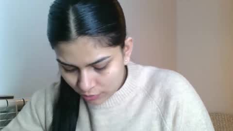 Snapshot of emmie_xxx chatting on March 12, 8:30 am emmie online show from March 12, 8:30 am