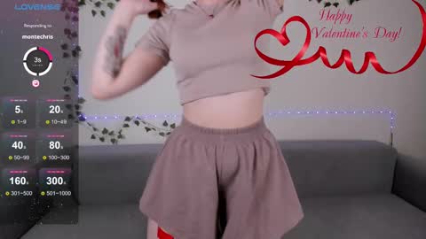 emmyflower online show from February 13, 5:33 pm