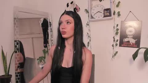 Emperatriz online show from February 10, 8:42 pm