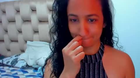 emperatriztapia online show from March 8, 6:45 pm