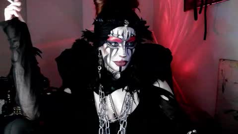 Morrigan online show from December 23, 10:54 am