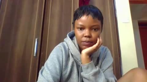 empress online show from March 9, 9:30 pm