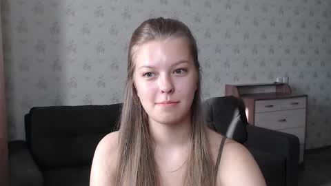 Snapshot of emysway chatting on September 27, 3:04 am EmySway online show from September 27, 3:04 am