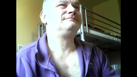 englishguysurrey online show from November 9, 9:46 am