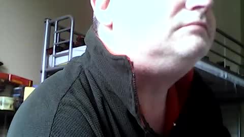 englishguysurrey online show from June 15, 7:44 am