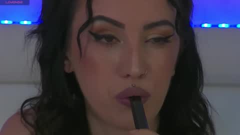 enyahazell online show from November 29, 9:55 pm