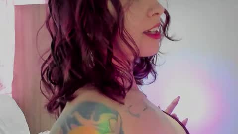 Leyla online show from March 12, 6:00 pm