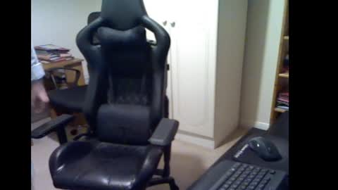 erasmus_d online show from March 25, 6:47 pm