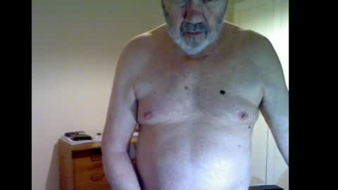 erasmus_d online show from January 15, 6:28 pm