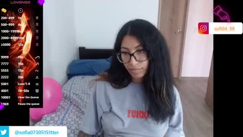 Snapshot of eren_mikasa chatting on February 25, 5:40 pm sofia online show from February 25, 5:40 pm