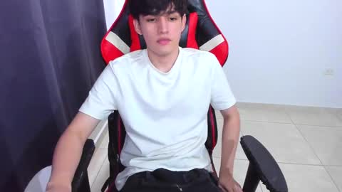 eren_tatakae online show from February 10, 8:21 pm