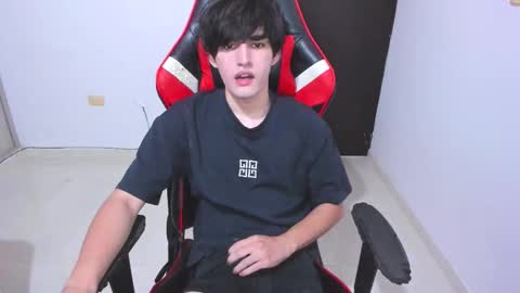 eren_tatakae online show from February 21, 5:05 pm