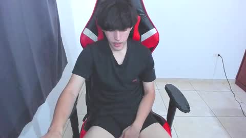 eren_tatakae online show from October 25, 7:14 pm