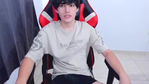 eren_tatakae online show from October 31, 7:14 pm