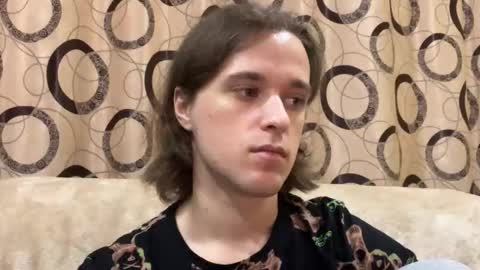 Snapshot of eric_blond chatting on October 11, 7:06 pm Eric online show from October 11, 7:06 pm