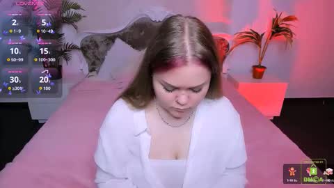 erica_love_ online show from October 5, 6:00 am