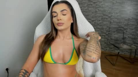 Riaaa online show from November 19, 12:48 pm