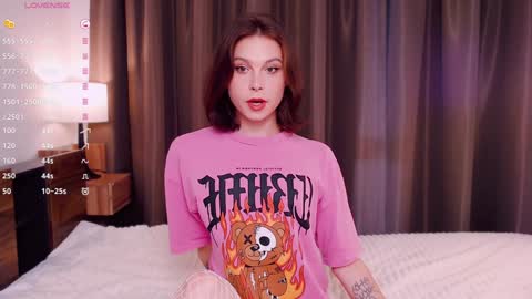 Erica online show from December 15, 11:45 am