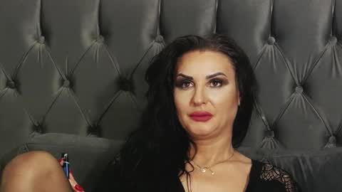 Erica online show from January 24, 8:32 pm