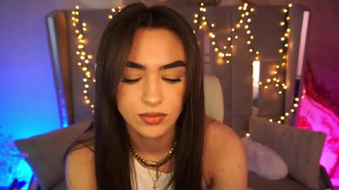 Erica online show from May 15, 6:55 am