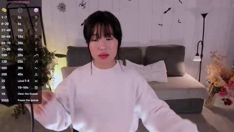 erika_kim online show from October 24, 5:41 am