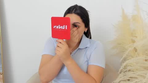 Erika Mendez online show from December 2, 9:12 pm