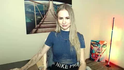 Erika online show from February 18, 1:22 pm