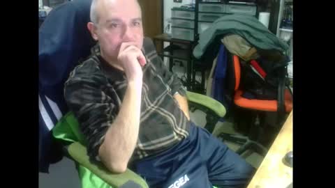 ernello online show from January 12, 9:22 pm