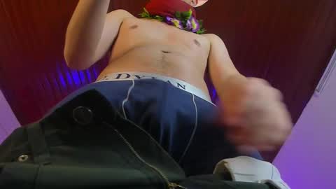 Camilo online show from October 22, 4:04 am