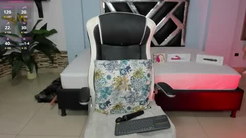 Valentine online show from November 19, 3:39 am