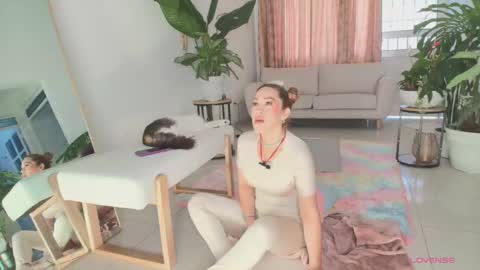 TINY  online show from September 10, 6:20 pm