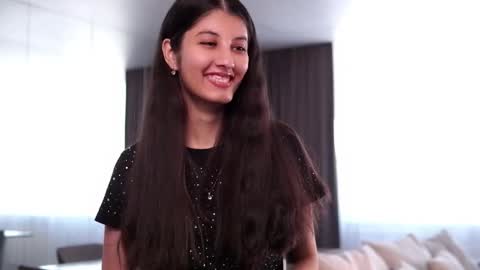 Hi Im Lori  online show from January 11, 9:15 am